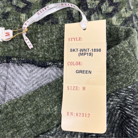 NWT Aryeh Green Pleated Herringbone Print Sweater Knit Skirt - Picture 5 of 8